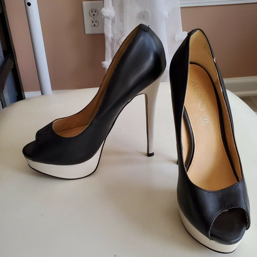 Aldo Platform Peeptoe Pumps size 39